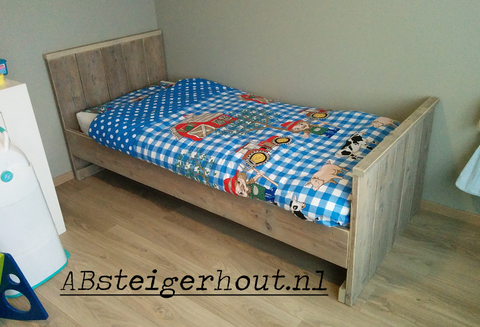 Steigerhouten bed "Mathijs"