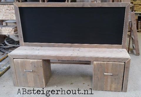 Speeltafel met krijtbord "Mandy"