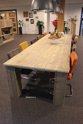 Steigerhouten tafel "Los Angeles"